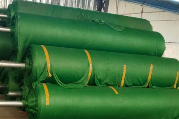 石家庄遮阳网生产厂家拥有先进的生产设备和专业的技术团队。 石家庄遮阳网生产厂家拥有先进的生产设备和专业的技术团队。